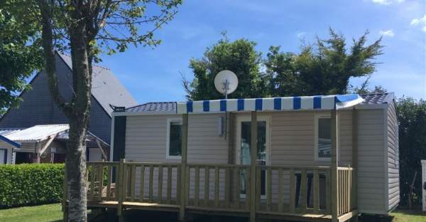 Location de vacances à Loctudy dans un camping avec piscine